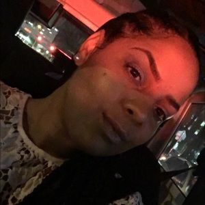 Meet your Posher, Rosalinda