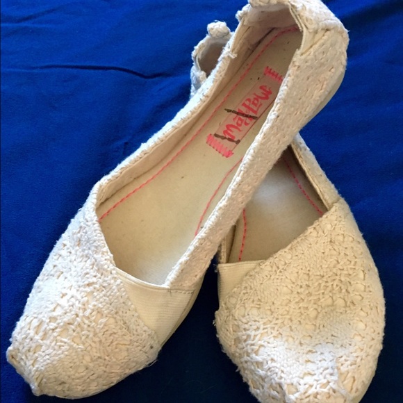 Cream flats