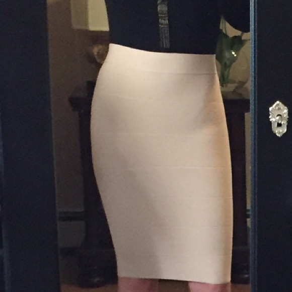 Last๐Host pick๐ทNude bandage skirt - Picture 10 of 13