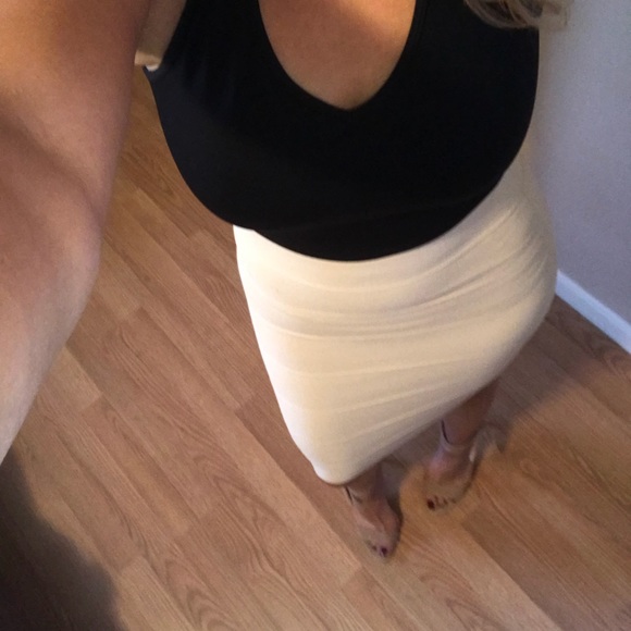 Last๐Host pick๐ทNude bandage skirt - Picture 11 of 13