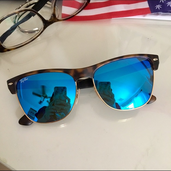 Ray Ban