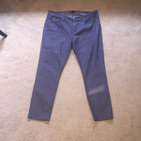 Grey skinny jeans
