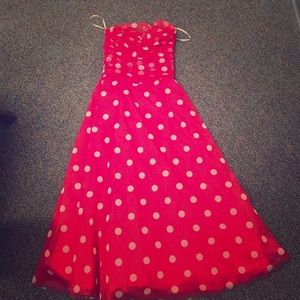 Strapless formal dress!