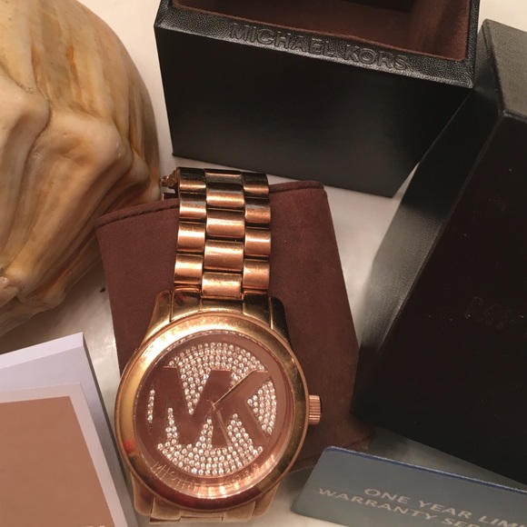 Rose gold Michael Kors  watch with extra links