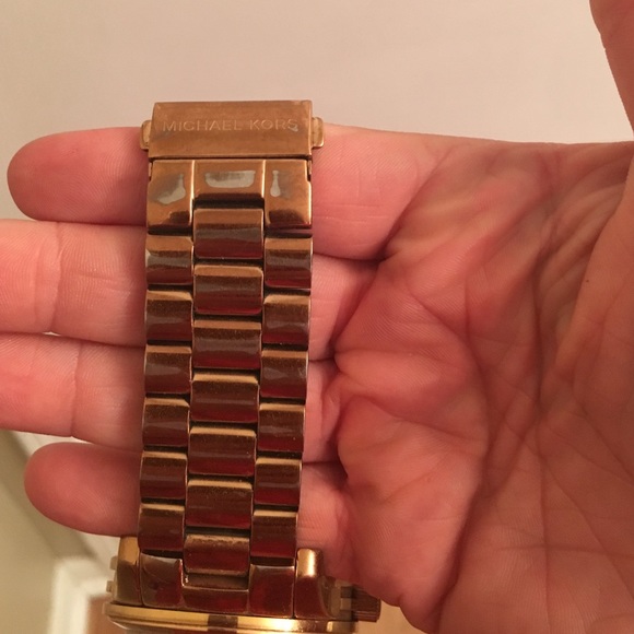 Rose gold Michael Kors  watch with extra links