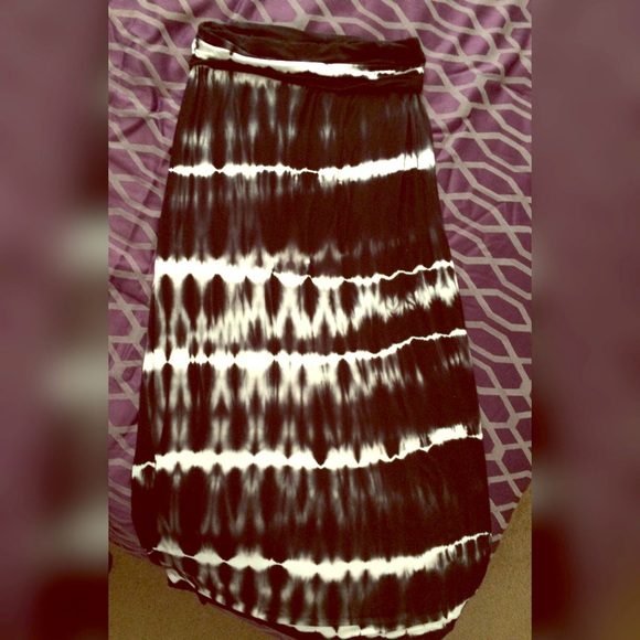 a.n.a Dresses & Skirts - BOGO* Tie Dyed B&W Maxi Skirt