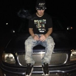 Meet your Posher, Harley