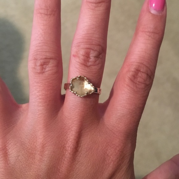 Size 6 Kendra Scott ring!