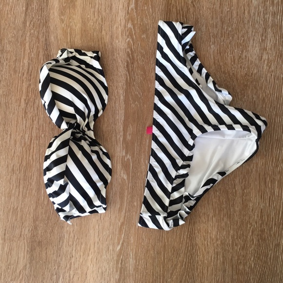 Victoria's Secret black and white swimsuit