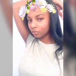 Meet your Posher, Alexandra