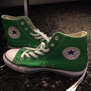 Women's Converse Chuck Taylor High top Sneakers