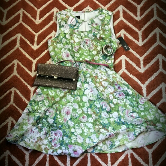 Floral dress - NWT