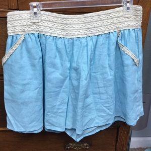 Boutique linen shorts. NWOT!