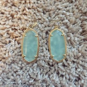 Elle Kendra Scott Earrings