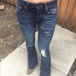 ** Last Chance Sale ** Vigoss distressed jeans
