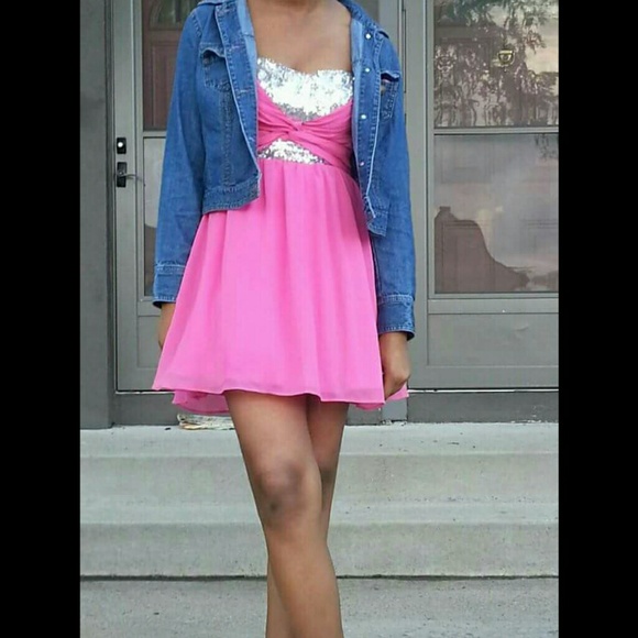 Dress - Picture 2 of 3