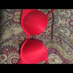 Victoria's Secret bra
