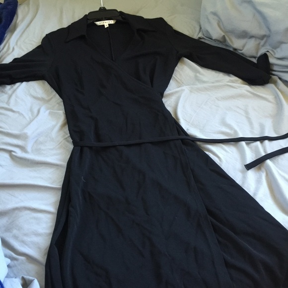Studio M Dresses & Skirts - Studio M wrap dress. Size M black