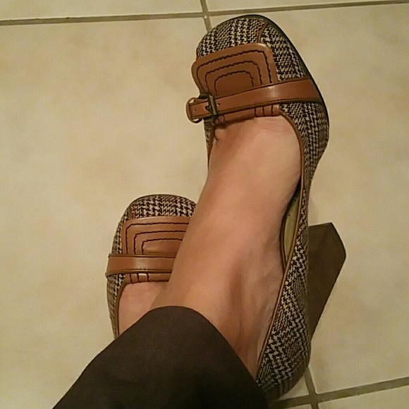 SALE!!Brown High Heels