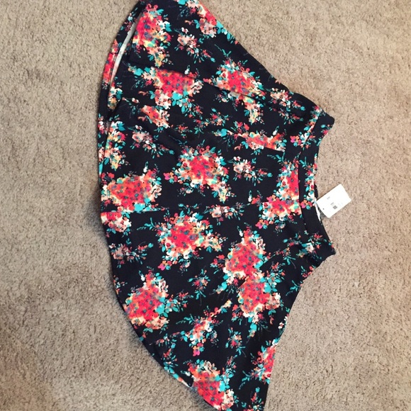 Floral Lush skirt NWT