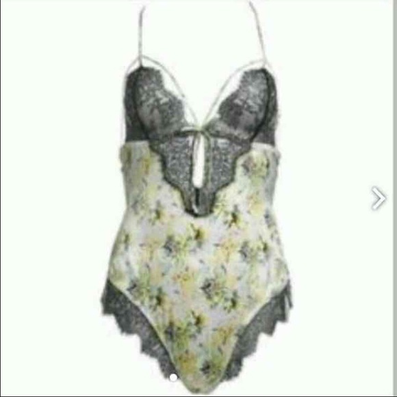 VS fantasy island romper