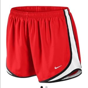 NIKE TEMPO SHORTS