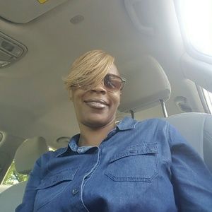 Meet your Posher, Sonjia