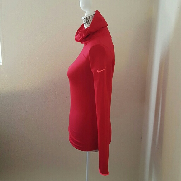 NEW! Nike DriFit Pullover