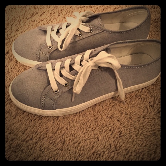 Light blue LOFT shoes