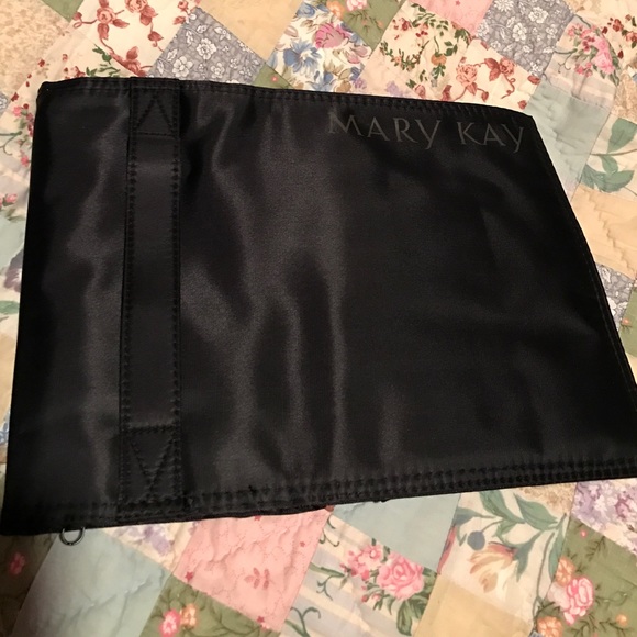 Travel roll up bag