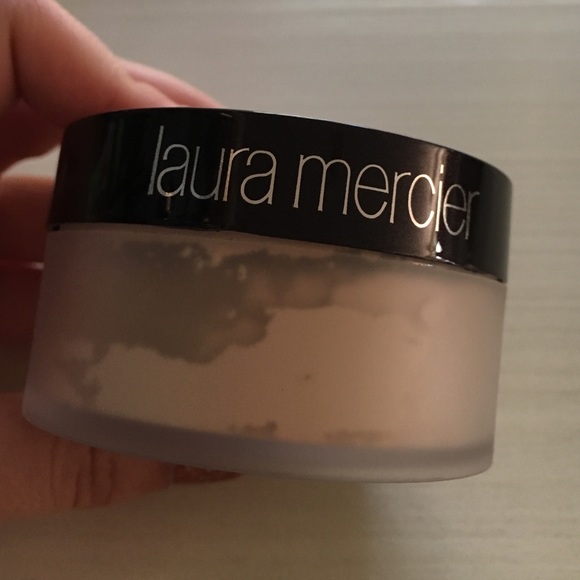 Laura Mercier Translucent Powder