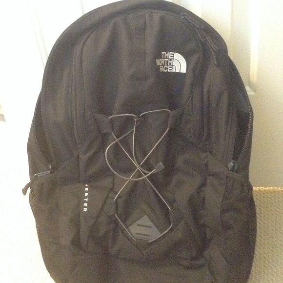 🌸North Face: Black Backpack 🌸