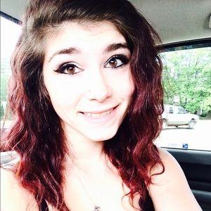 Meet your Posher, Marissa