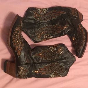 Genuine CORRAL leather sequined cowgirl boots.