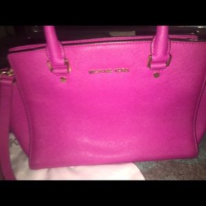 Michael Kors Selma medium Saffiano hot pink