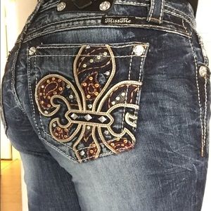 🌸SALE🌸 Miss Me Signature Boot - 29