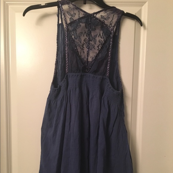 Free People top/Final price 2 hr sale 🎉