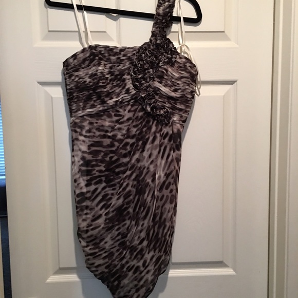 Bcbg one shoulder animal print dress - Picture 2 of 2