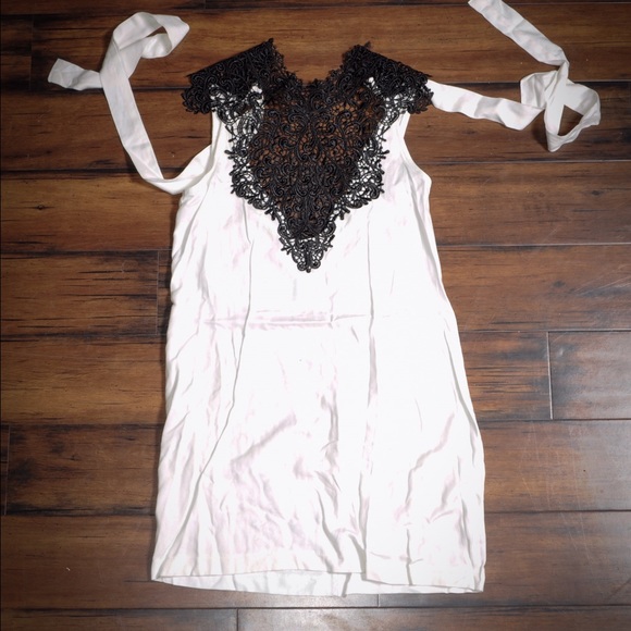 Lace Detail Tank