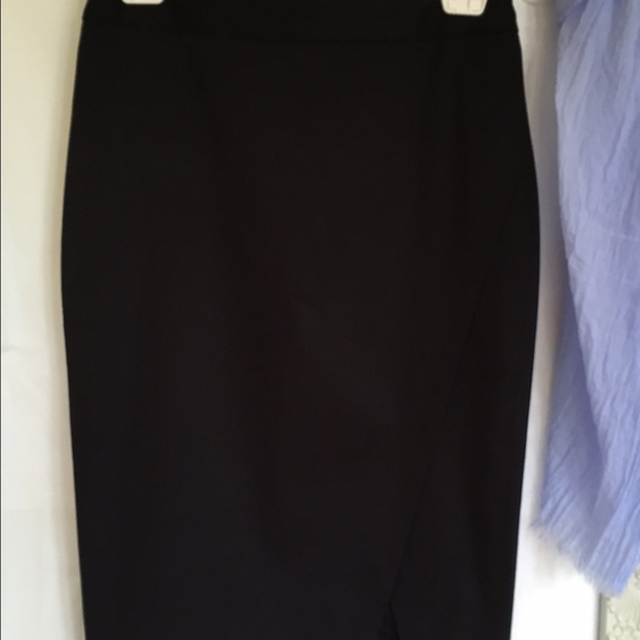 NWT The Limited Black Skirt • Size 6