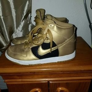 Ladies NIKE Dunk Tennis