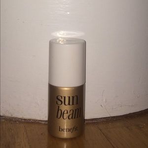 Sun beam highlighter! Gorgeous!⭐️