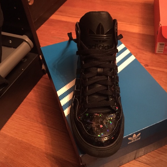 Adidas sneakers - Picture 4 of 4