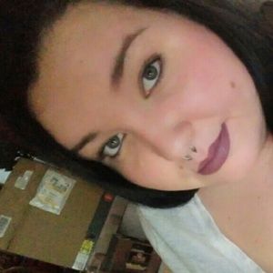 Meet your Posher, Briana