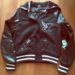 Luxirie by LRG women's letterman Jacket Medium 🎀