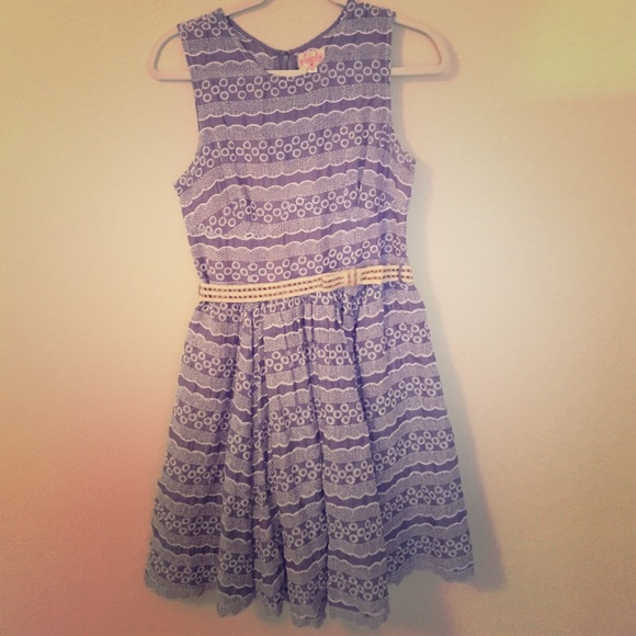 Tracy Reese light blue scalloped hem dress size 8