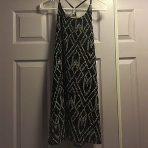 Black & white patterned dress