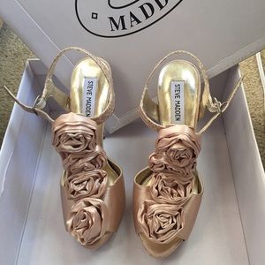 Steve Madden Satin Floral Heels