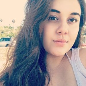 Meet your Posher, Fabiola