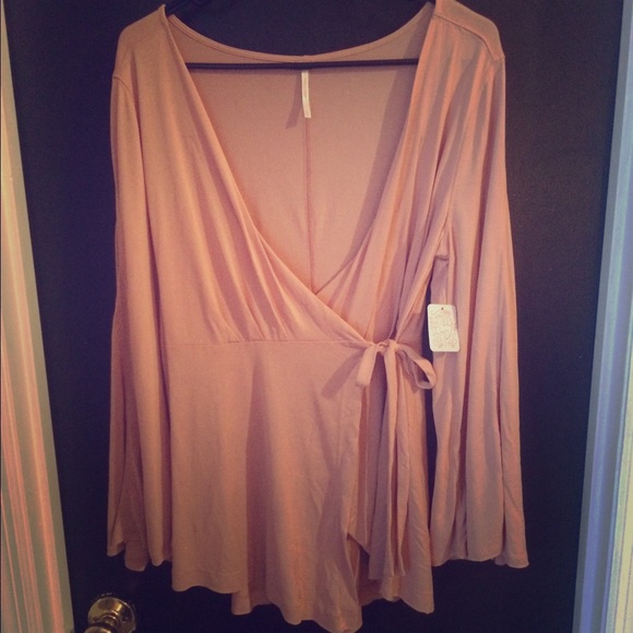 Free People Blush Wrap Top Size Small